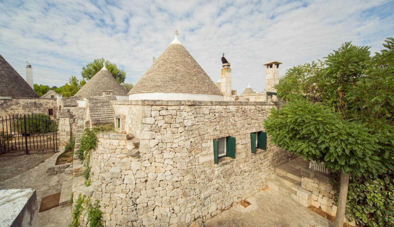 Trulli Girasoli E Viole Cocolicchio Екстериор снимка