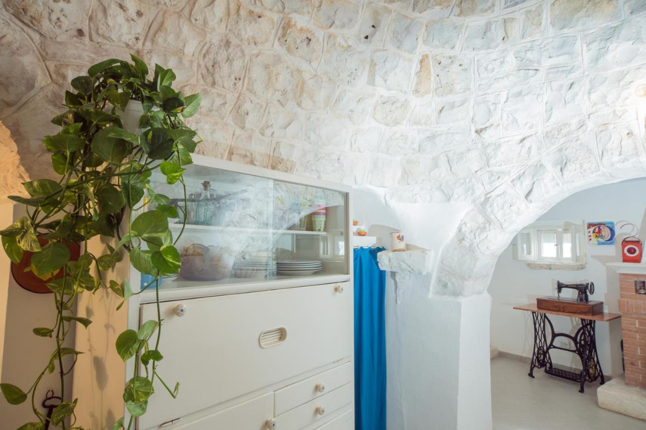 Trulli Girasoli E Viole Cocolicchio Екстериор снимка
