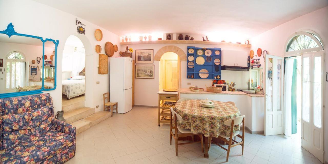Trulli Girasoli E Viole Cocolicchio Екстериор снимка