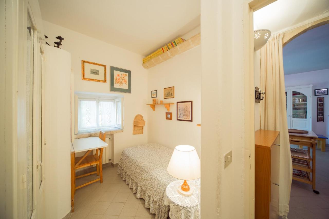 Trulli Girasoli E Viole Cocolicchio Екстериор снимка